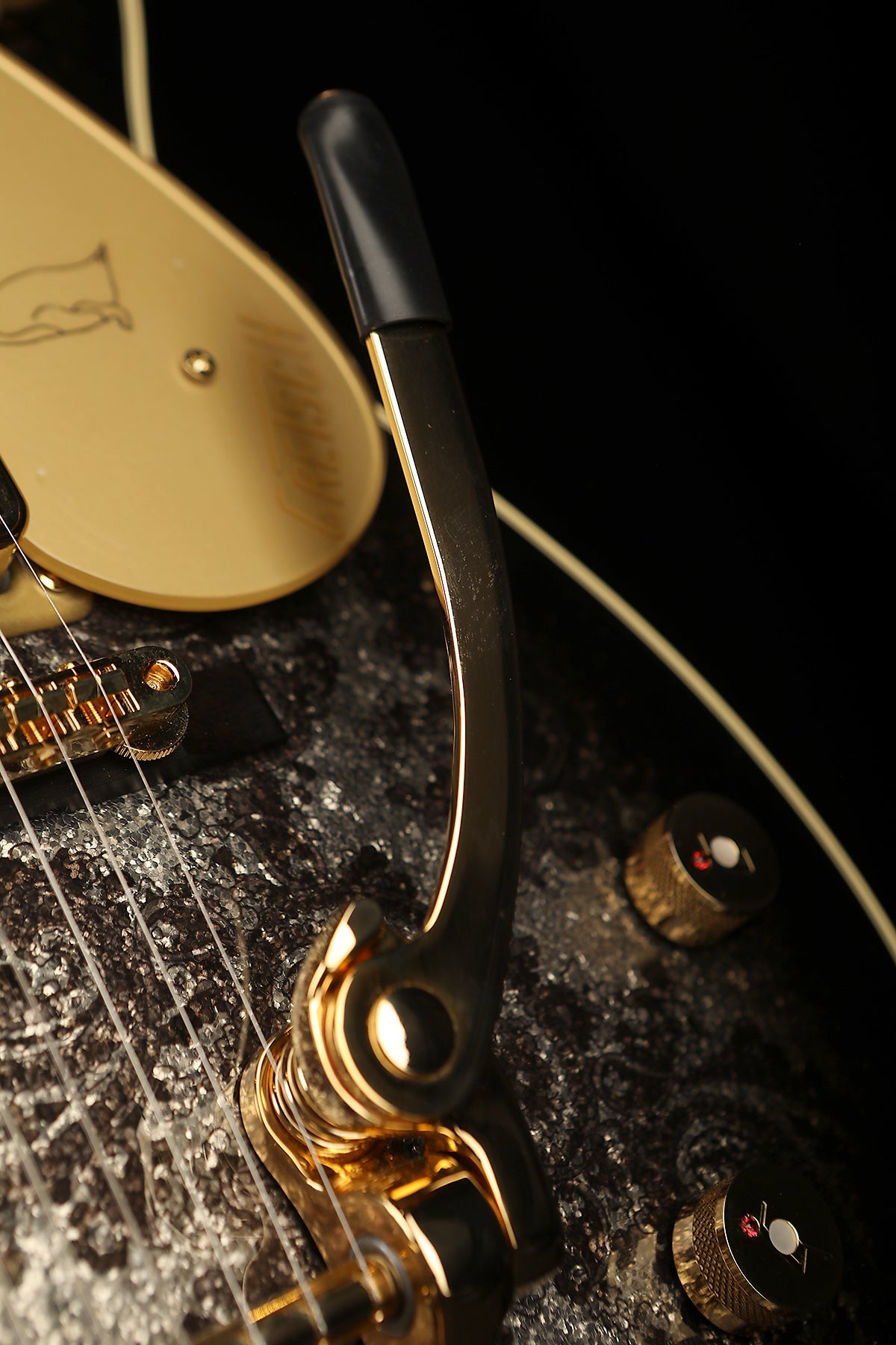 Gretsch Alternating Penguins Guitar Strap - Gold