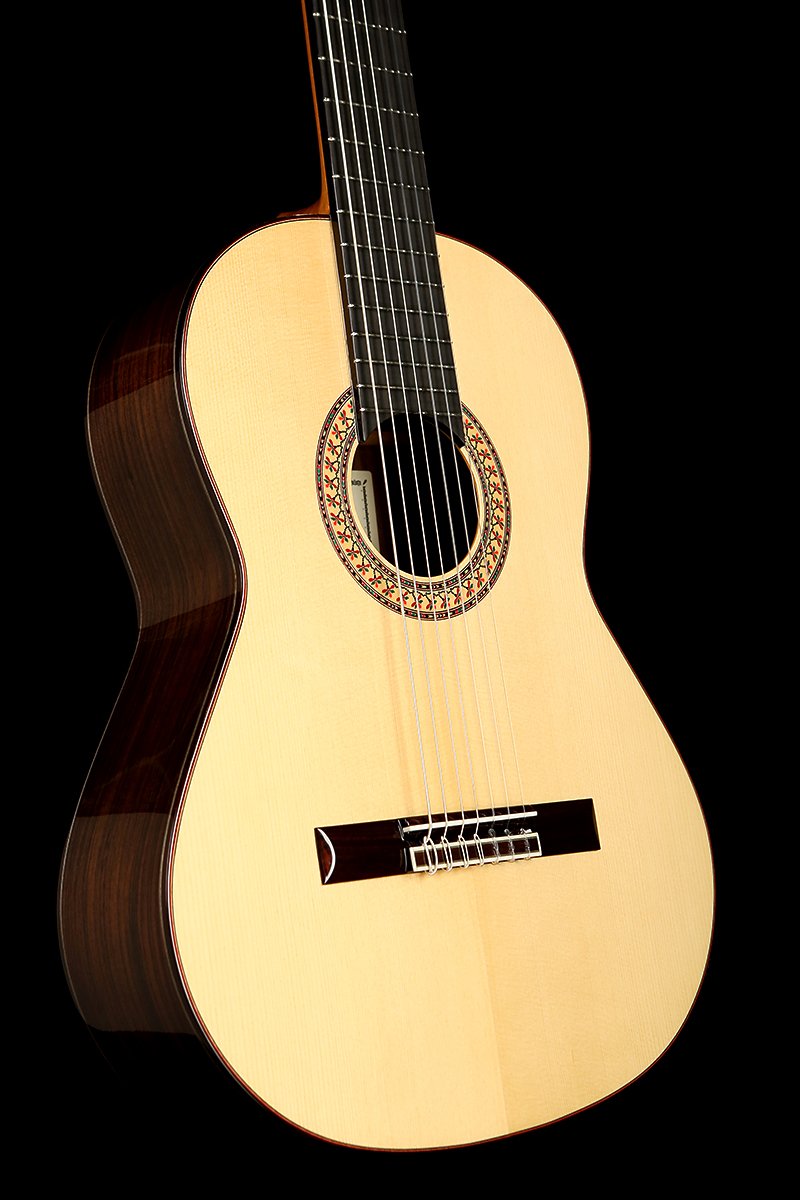 Altamira Sete Cordas 7 String Classical Guitar Versatile and